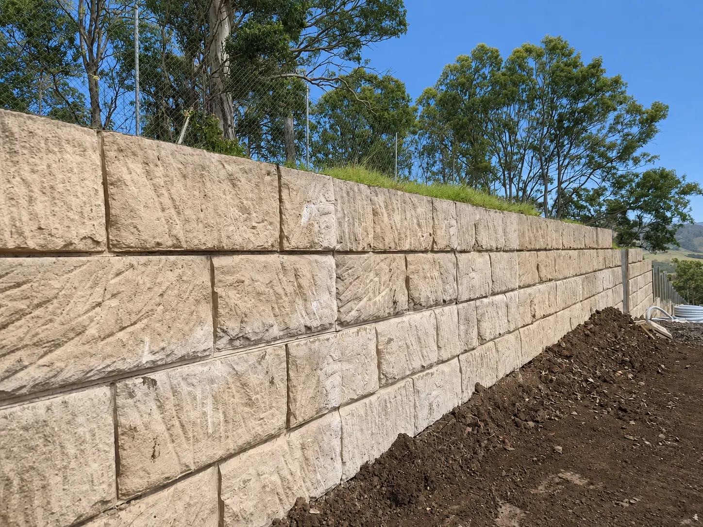 Sandstone Log · Sandstone precast concrete panel finish