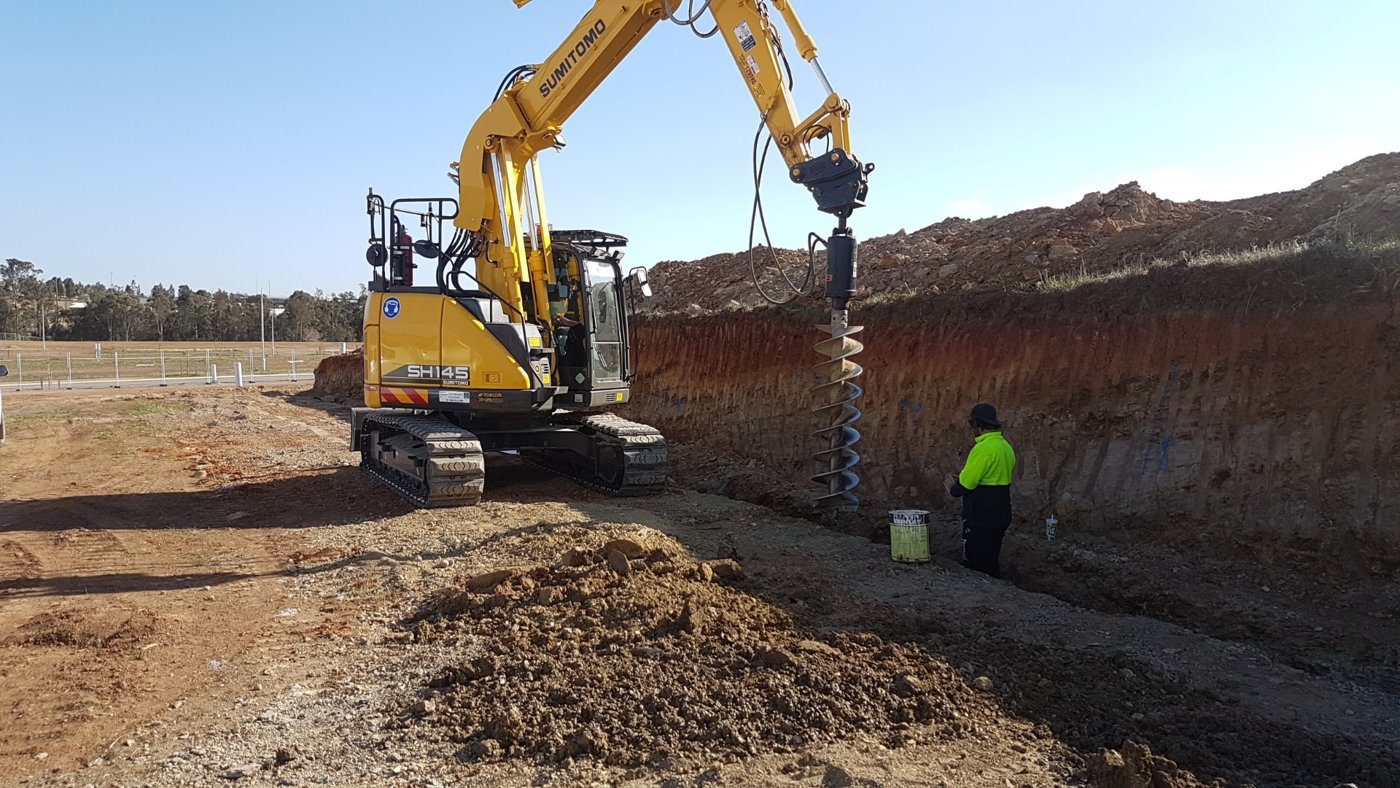 Foundation excavation by the Urbanscapes team